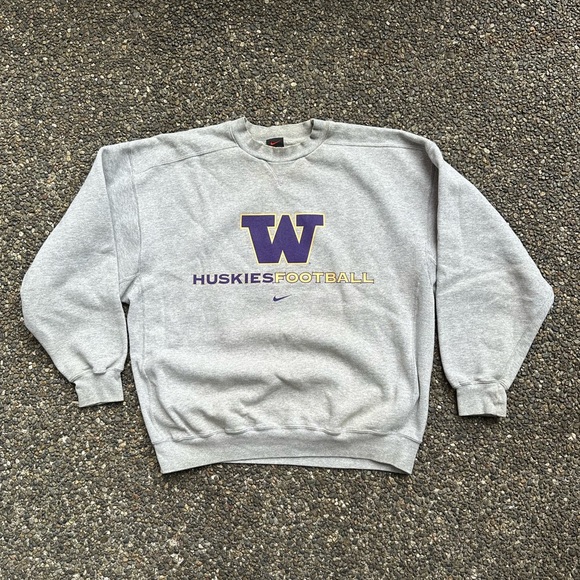 Vintage Nike Center Swoosh University of Washington Crewneck Sweater - Picture 1 of 3
